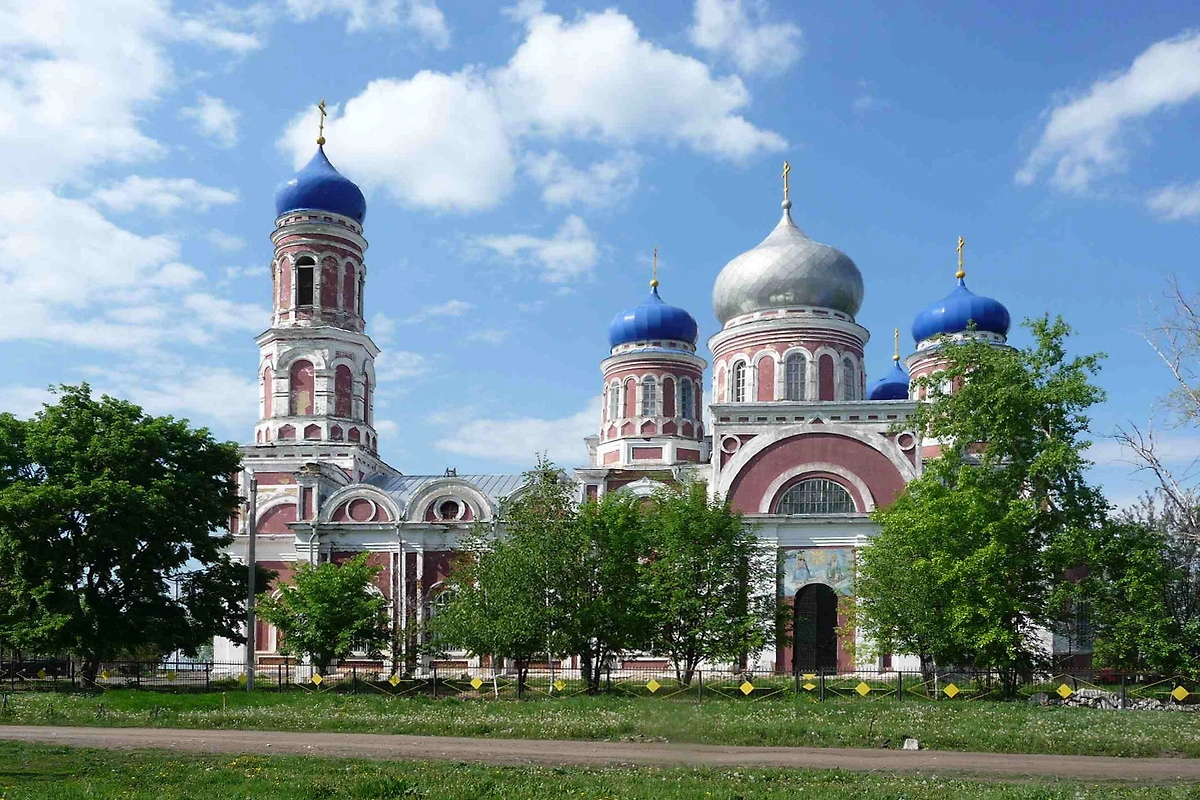 Спасск — город, названный в честь Иисуса Христа. Образ Мессии под названием «Спас Нерукотворный» был военным знаменем русских князей. Фото © Wikipedia / Gastro-en