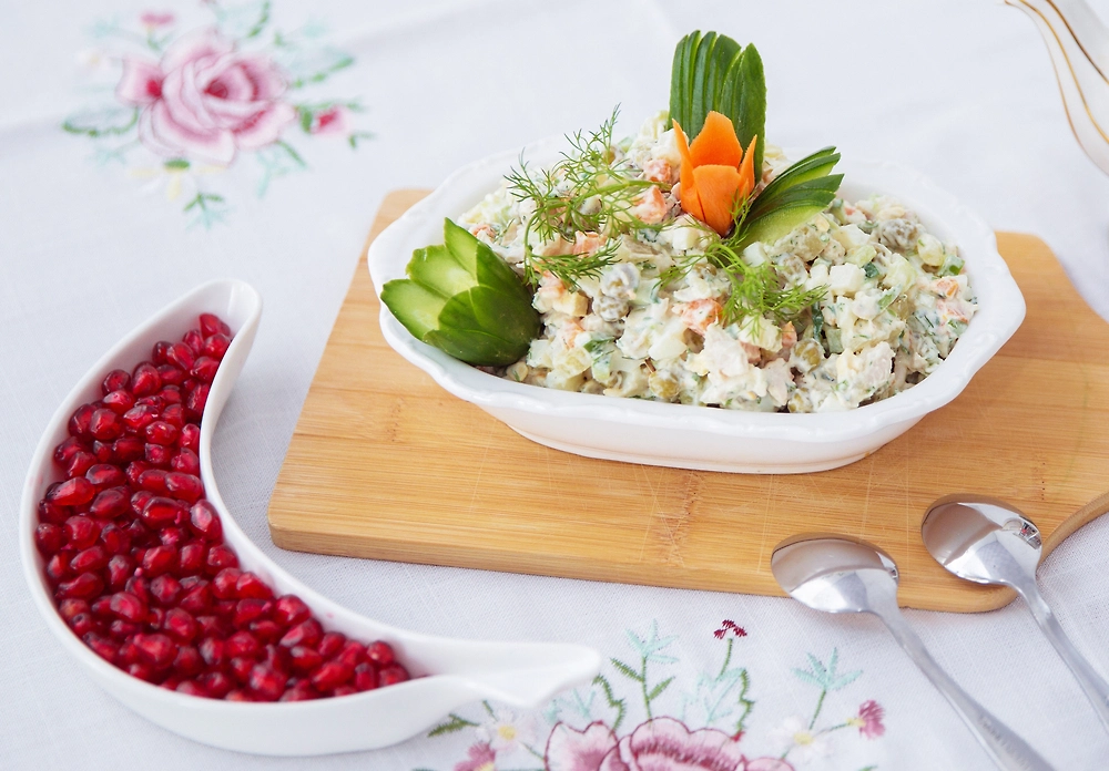 Пять культовых советских блюд из курицы для домашнего стола. Фото © Shutterstock / FOTODOM / Adil Celebiyev StokPhoto