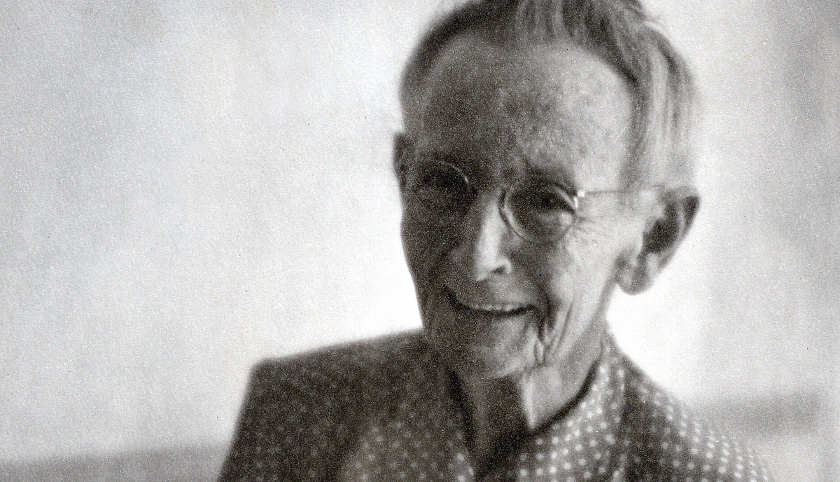 Бабушка Мозес — это легенда «сельской» Америки. В 78 она стала художником. Фото © Wikipedia / Clara Sipprell