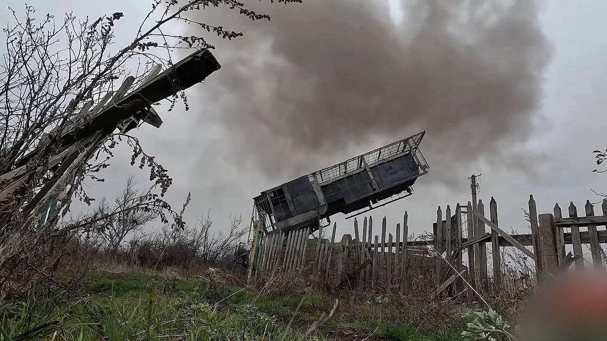 Предположительно, работа ТОС-3 «Дракон». Фото © Telegram / Военный осведомитель