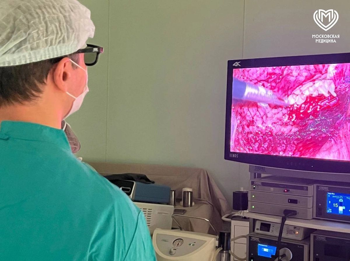 У 51-летней женщины во время диспансеризации нашли множественные камни в обеих почках. Фото © Telegram / ГКБ им. В.М. Буянова ДЗМ