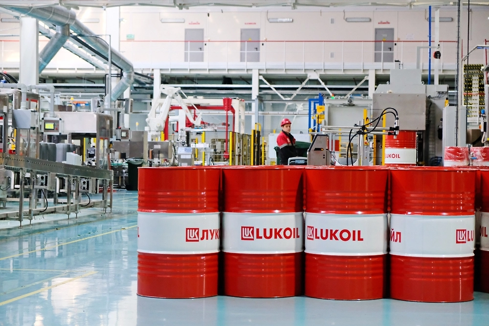 Британия вывела из-под санкций две дочерние компании «Лукойла» в Болгарии Британия вывела из-под санкций две дочерние компании «Лукойла» в Болгарии