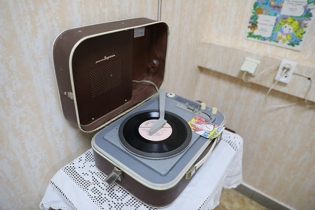 «Взрослые видят тот самый бидончик для молока и превращаются в детей»: Директор Музея СССР — о моде на ностальгию