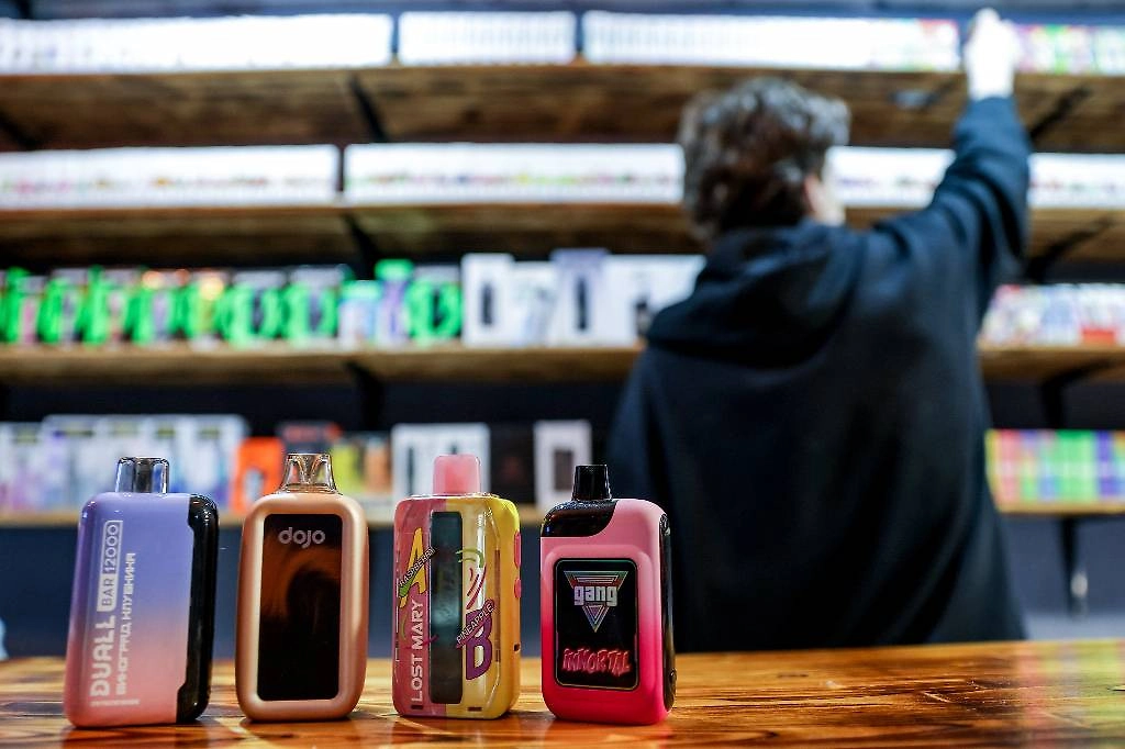 Регионам могут разрешить вводить запрет на продажу вейпов в экспериментальном режиме Регионам могут разрешить вводить запрет на продажу вейпов в экспериментальном режиме