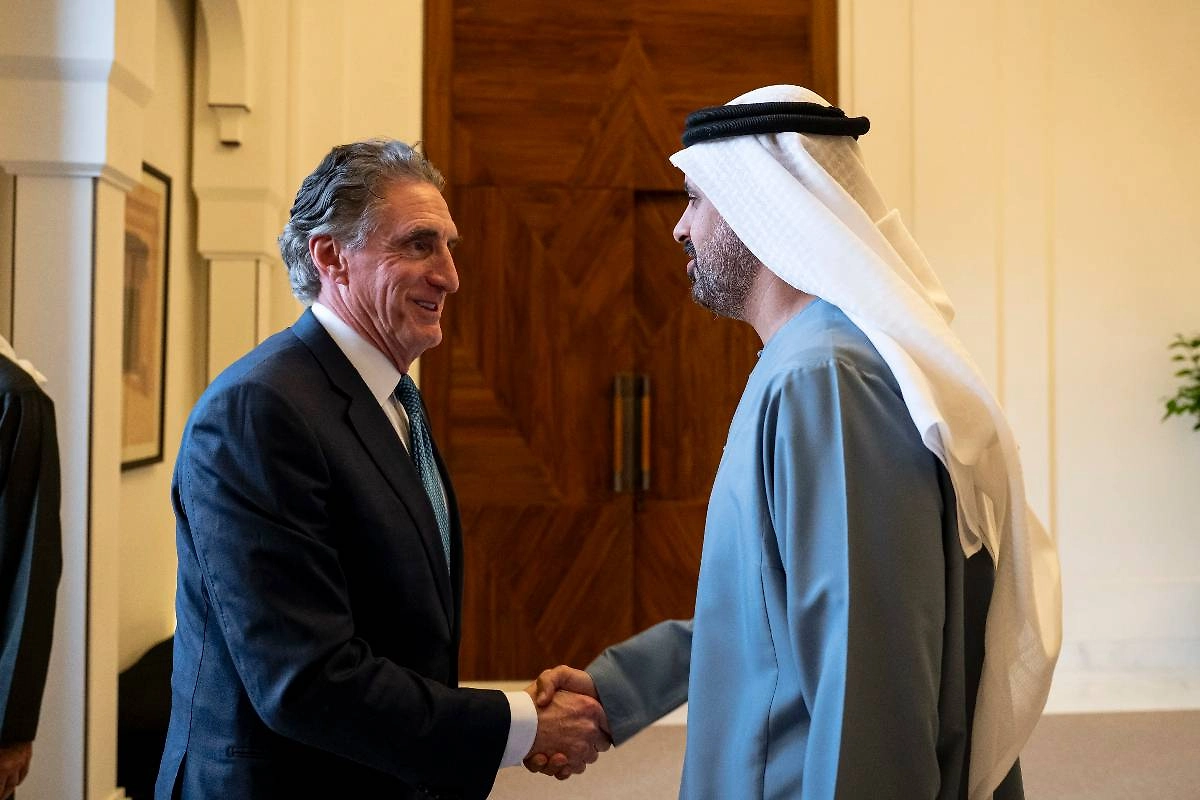 Даг Бургум и Мухаммад ибн Заид Аль Нахайян. Фото © mohamedbinzayed