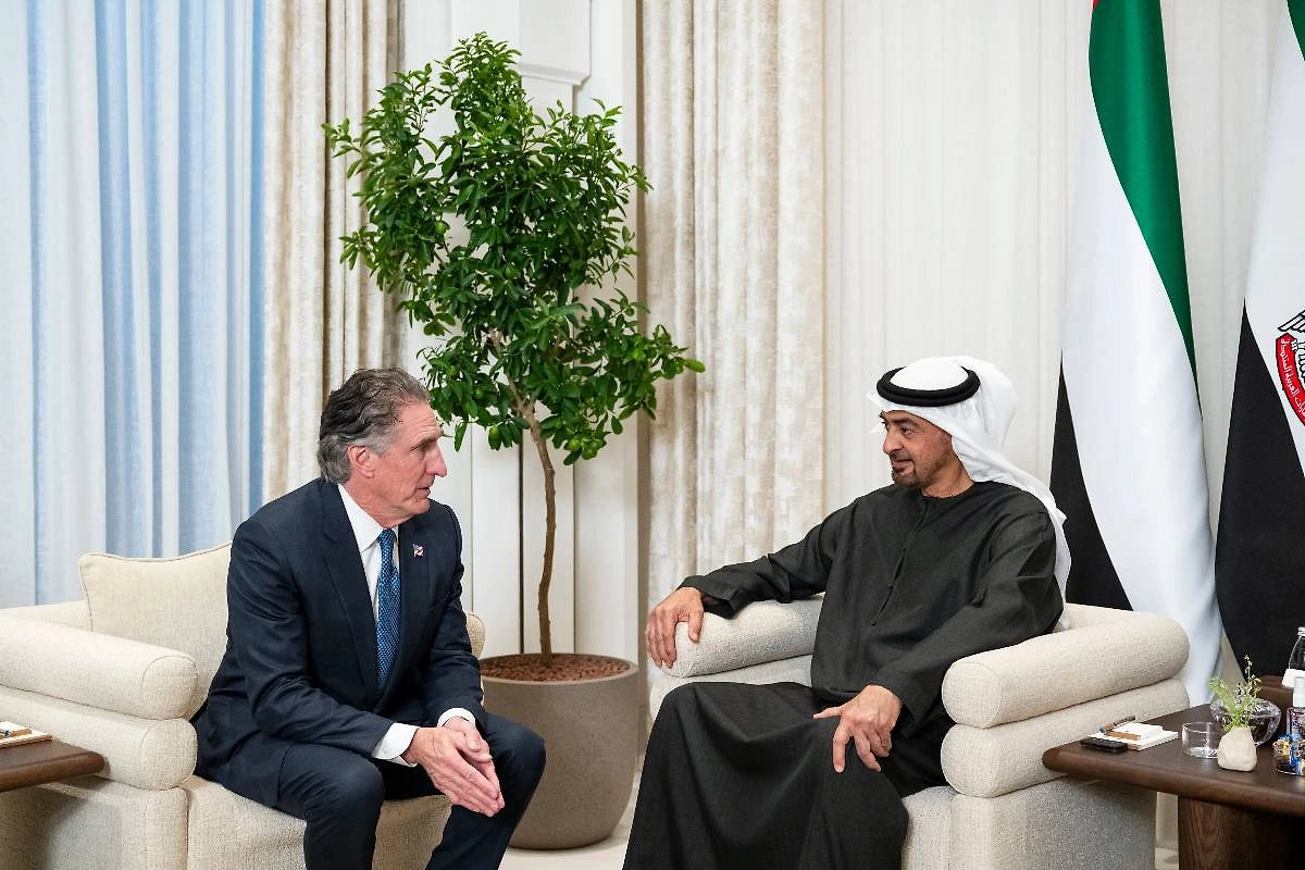 Даг Бургум и Мухаммад ибн Заид Аль Нахайян. Фото © mohamedbinzayed