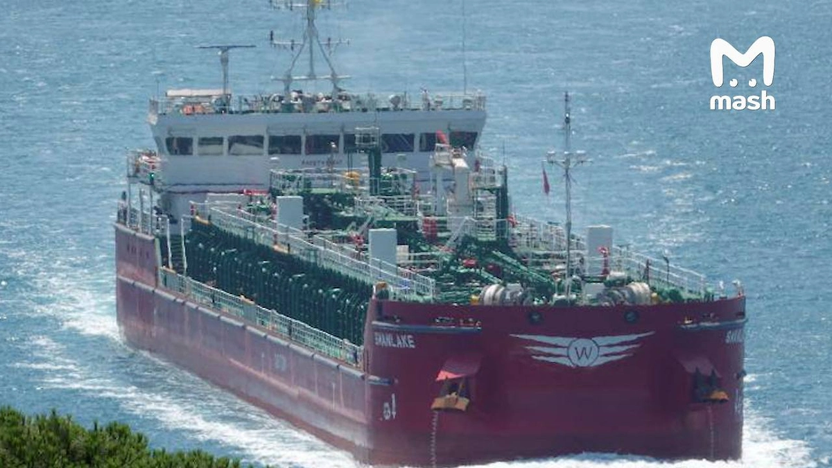 Танкер Swanlake. Фото © Telegram / Mash