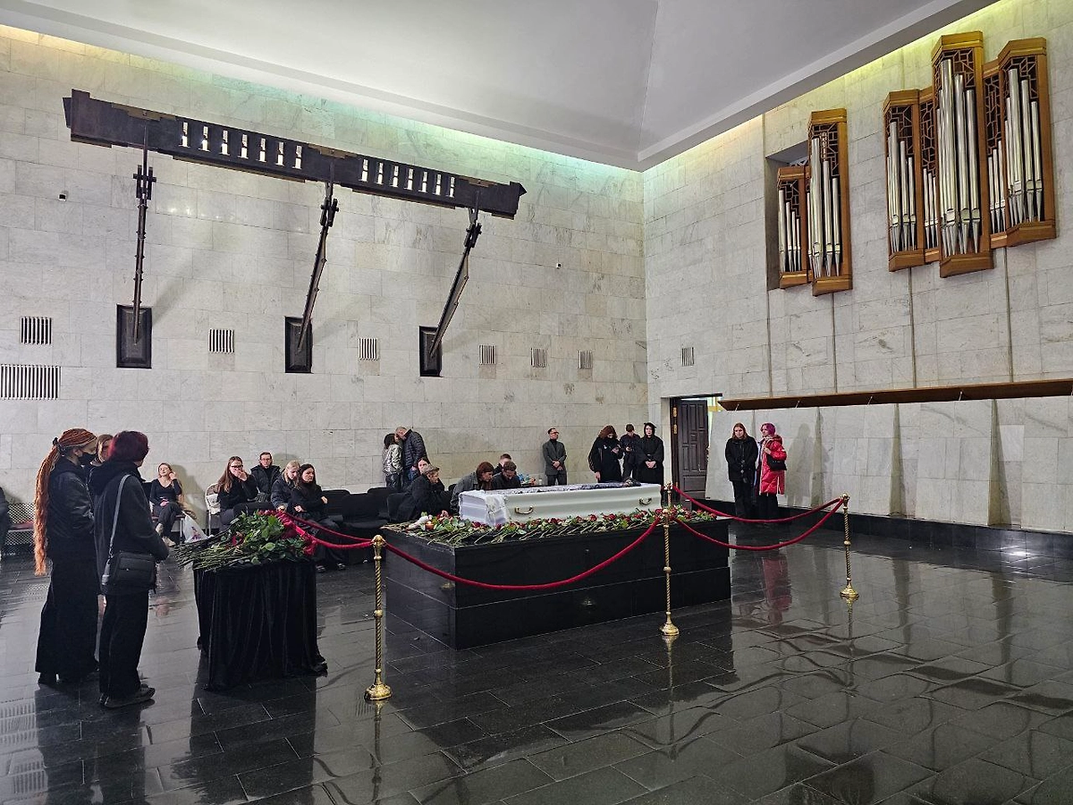 Церемония прощания с блогером Ирой Небогой. Фото © Telegram / небога от бога