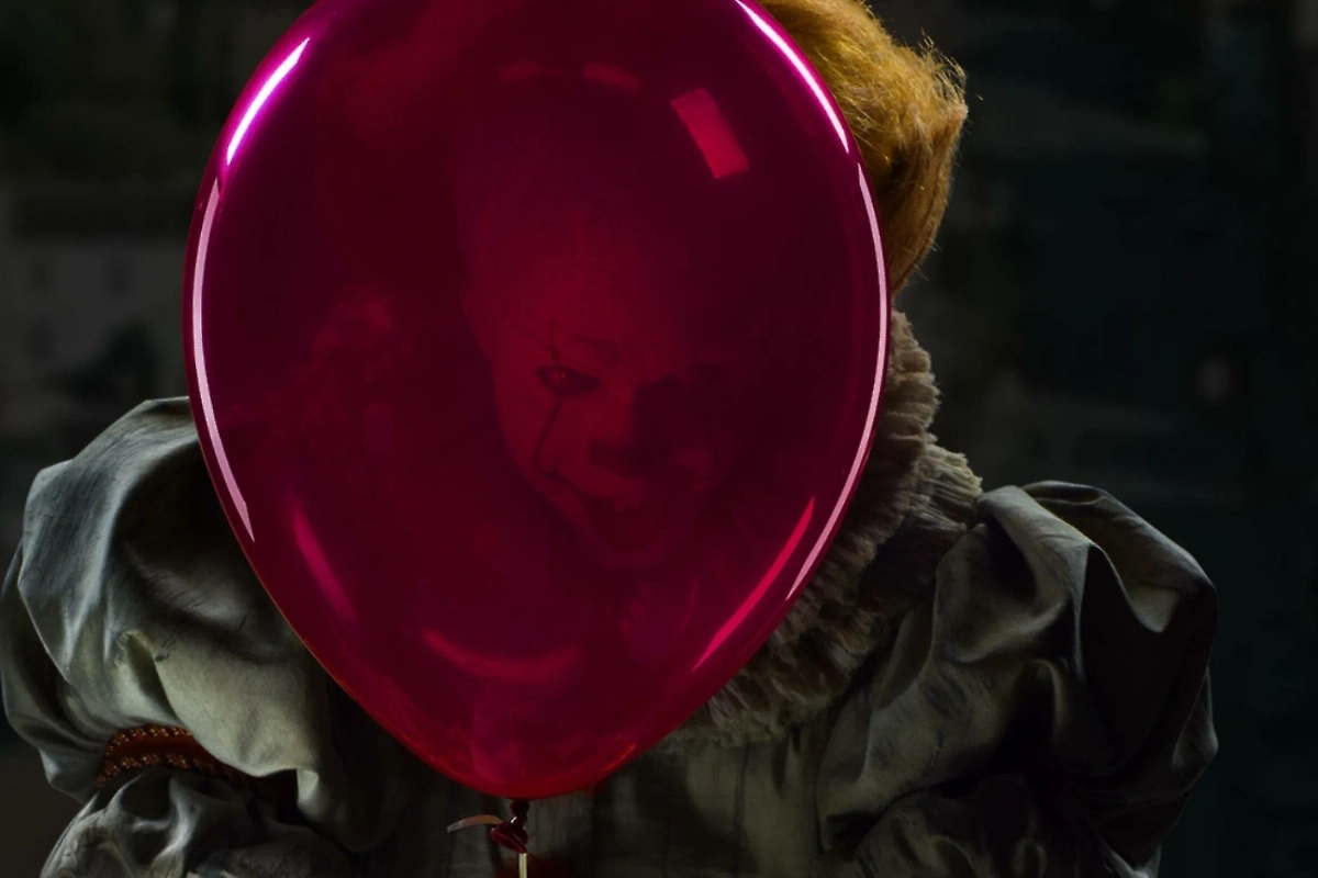 Обложка © «Оно: Добро пожаловать в Дерри», режиссёр Андрес Мускетти, сценаристы Андрес Мускетти, Барбара Мускетти, Стивен Кинг и др. / Kinopoisk