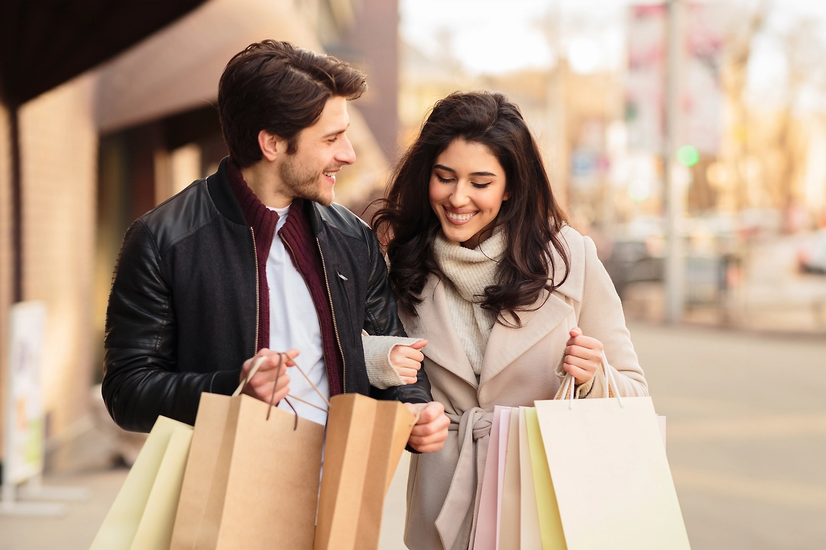 Популярность performative male: почему тренд на мягких мужчин захватил мир? Фото © Shutterstock / FOTODOM / Prostock-studio 