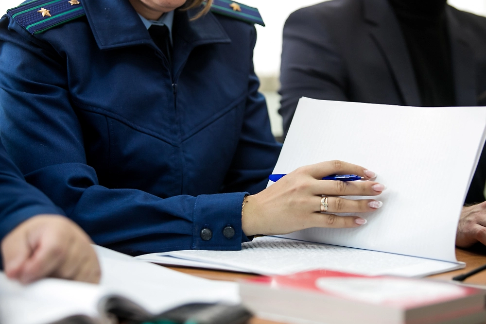 Обложка © Shutterstock / FOTODOM / Salivanchuk Semyon