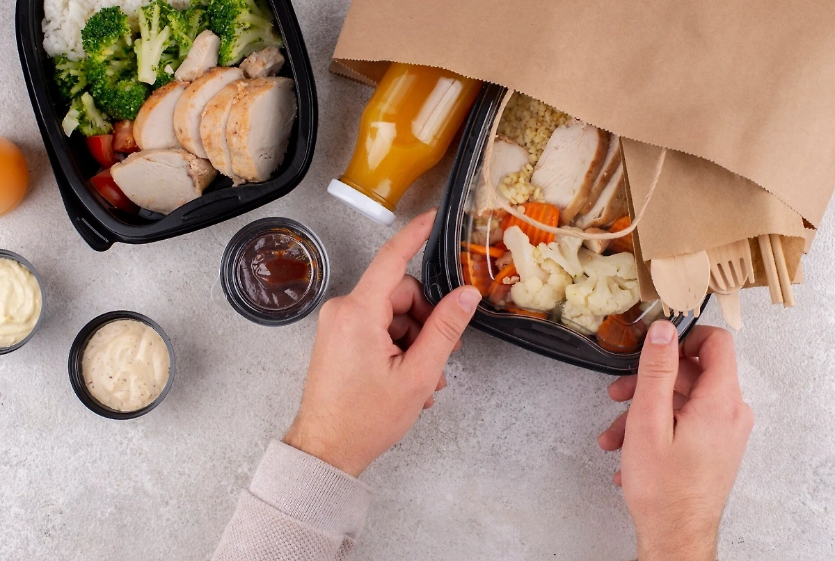 Глава Роскачества рассказал, как снизить риск отравлений готовой едой