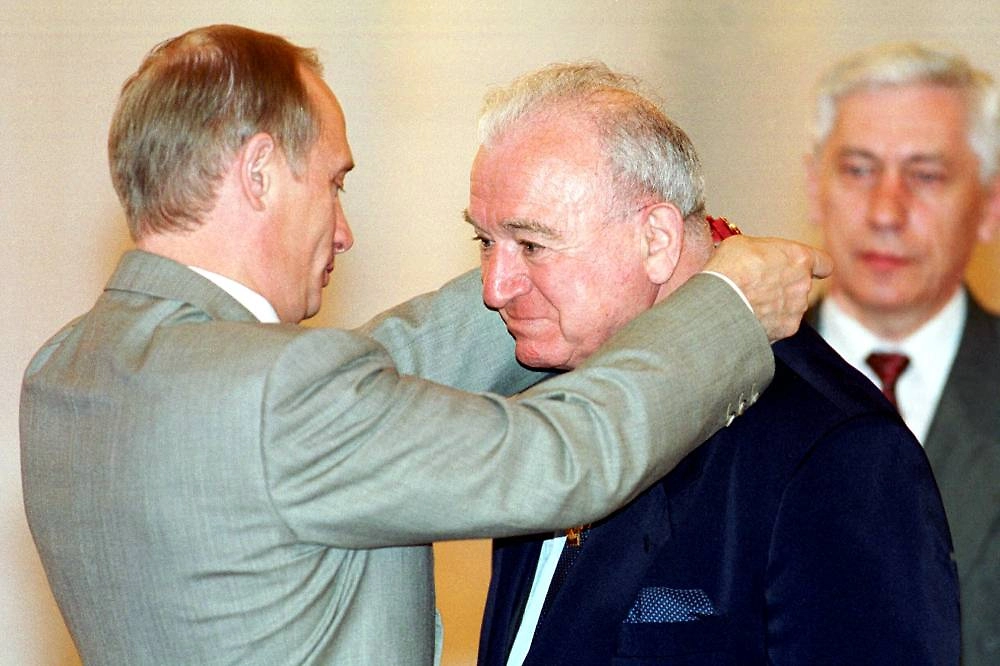 Никита Симонян был награждён орденом «За заслуги перед Отечеством». Фото © ТАСС / Владимир Родионов, Сергей Величкин