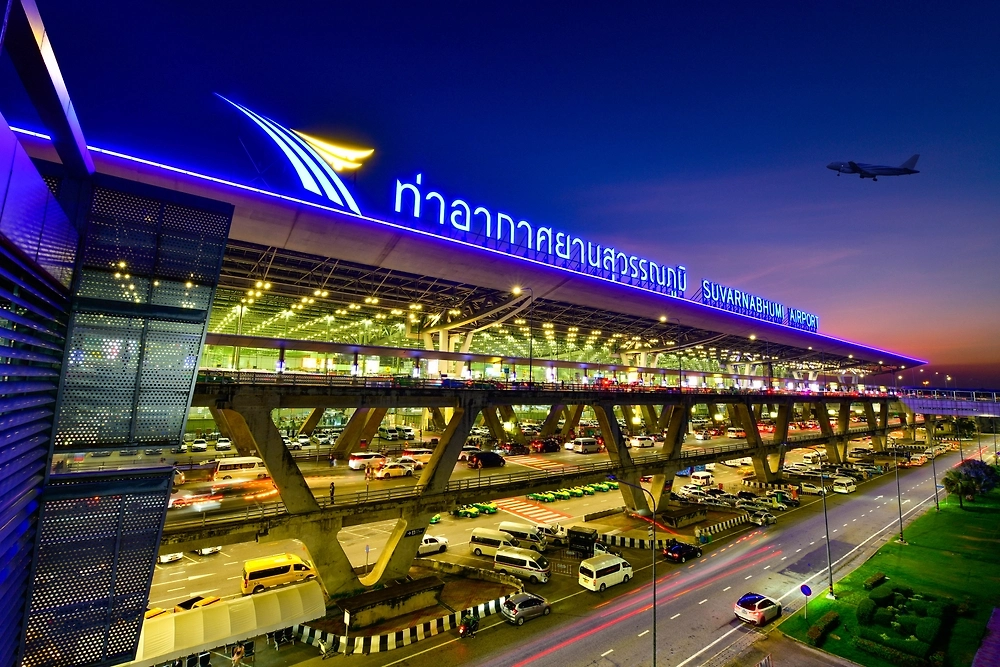 Обложка © Shutterstock / FOTODOM / i viewfinder