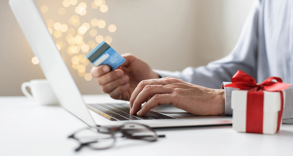 Экономия на праздничных подарках: работающие способы и хитрости. Фото © Shutterstock / FOTODOM / Kite_rin
