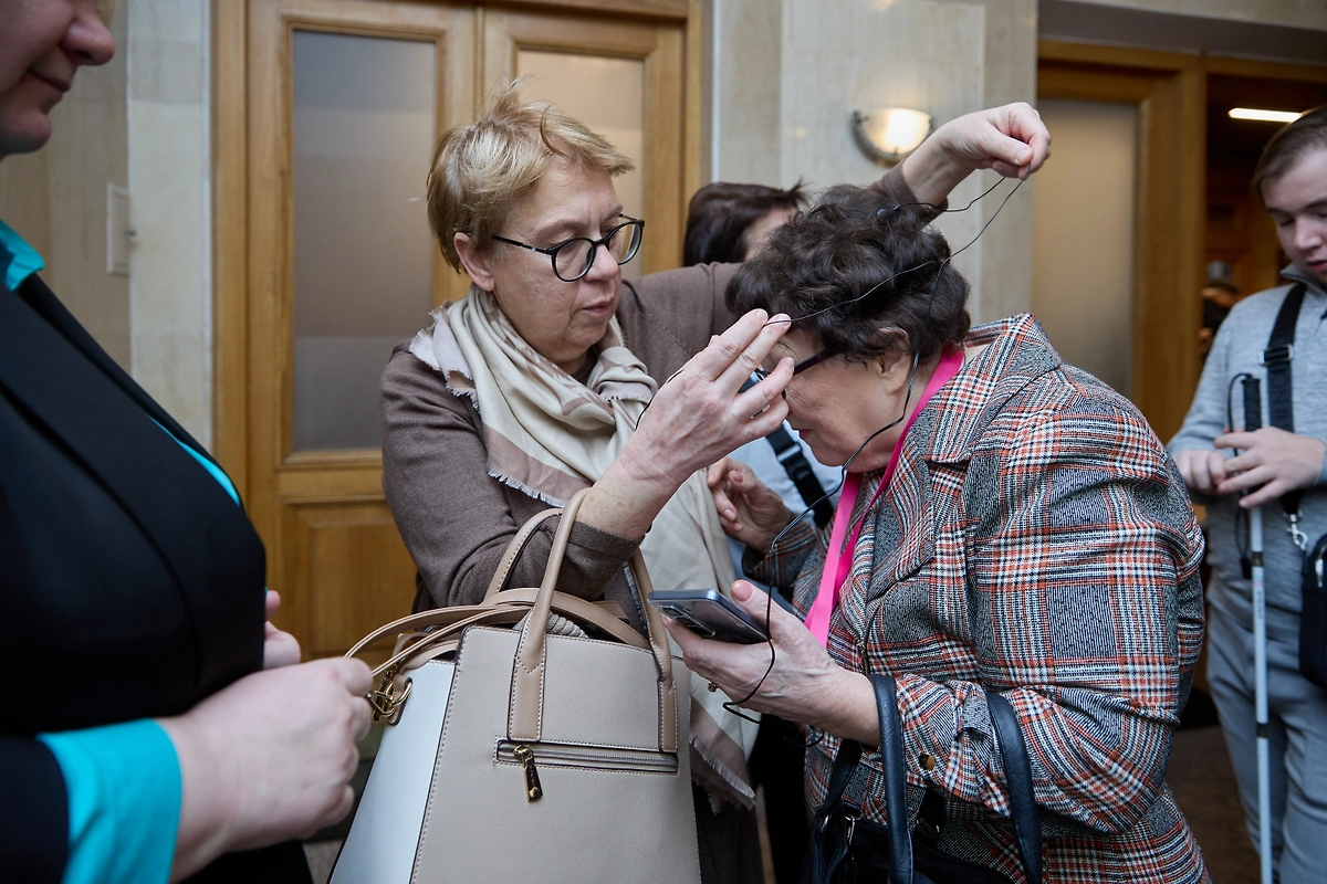 В московском театре им. Пушкина открыт сезон спектаклей для незрячих и слабовидящий. Фото © Предоставлено Life.ru 