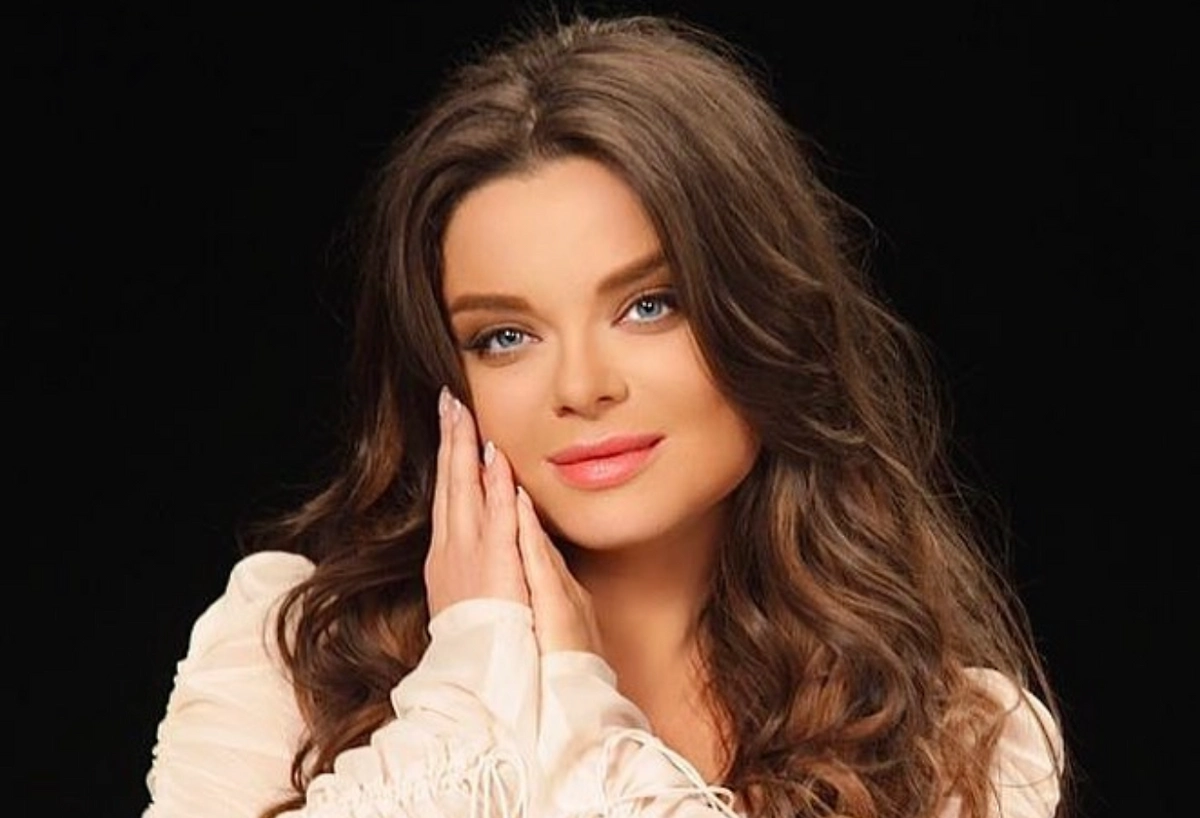 Обложка © Instagram (признан экстремистской организацией и запрещён на территории Российской Федерации)/ koroleva__star