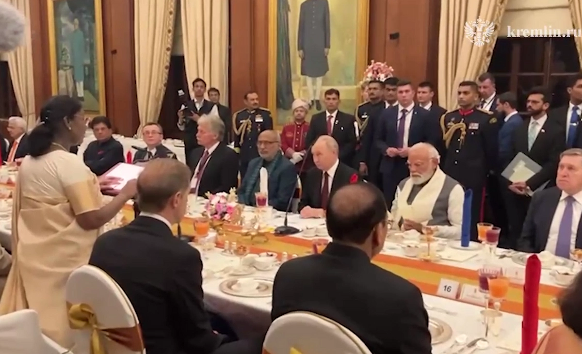 Президент Индии угостила Путина вегетарианским ужином из сморчков и моринги
