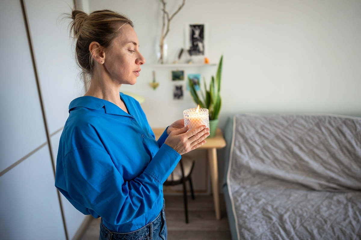 Как определить сглаз самостоятельно: тесты со свечой и яйцом. Фото © Shutterstock / FOTODOM / DimaBerlin