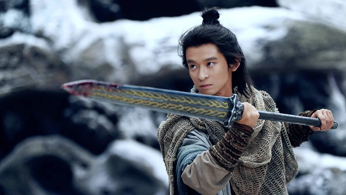 «Ассасин: Смертельная битва» — новое китайское фэнтези. Выглядит интересно. Интригующая кинопремьера декабря 2025. Фото © Кадр из фильма «Ассасин: Смертельная битва», режиссёр Лу Ян / Kinopoisk