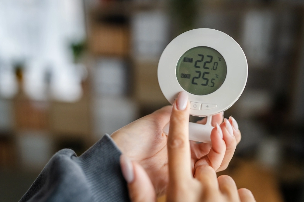 Температура в нежилых помещениях зимой порой отличается от температуры в жилых, это прописано в нормах. Фото © Shutterstock / FOTODOM / Lana Milanovic