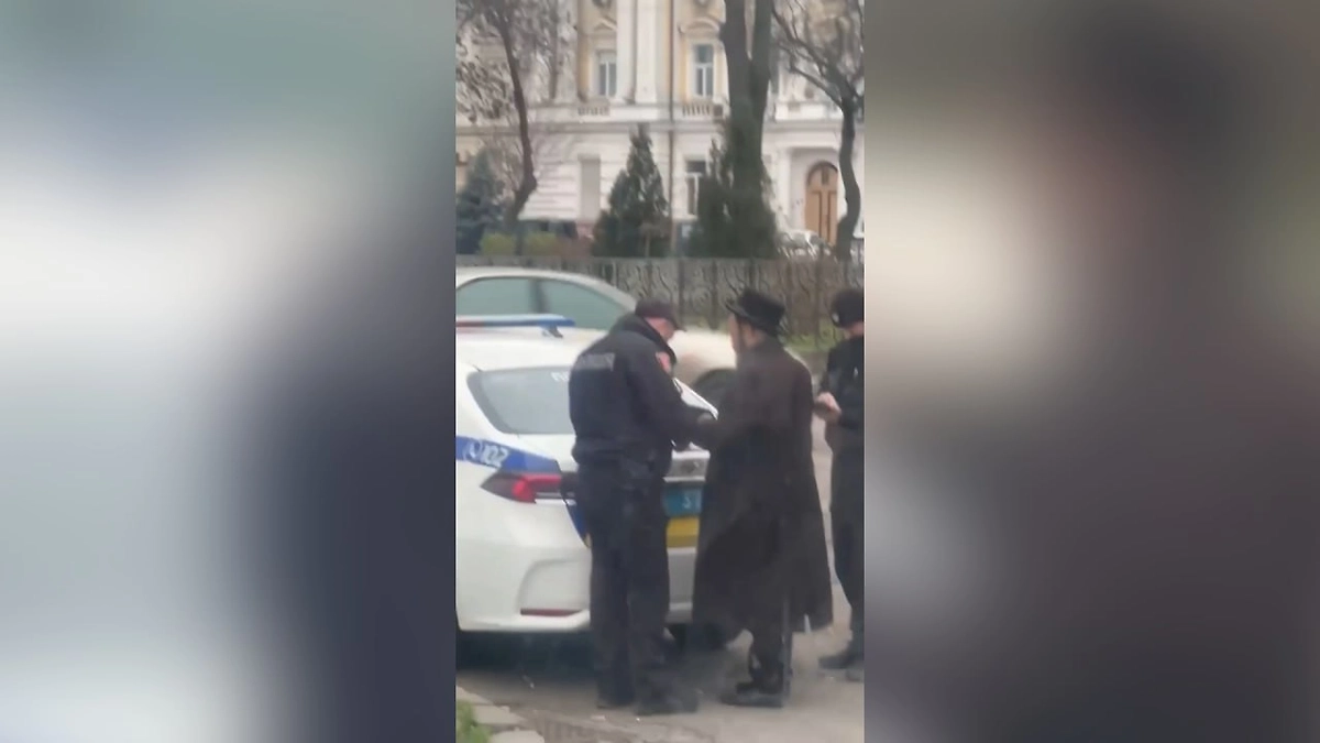 В Одессе полиция начала искать украинцев среди евреев. Видео © Telegram / Одесса INFO Новости | Одеса