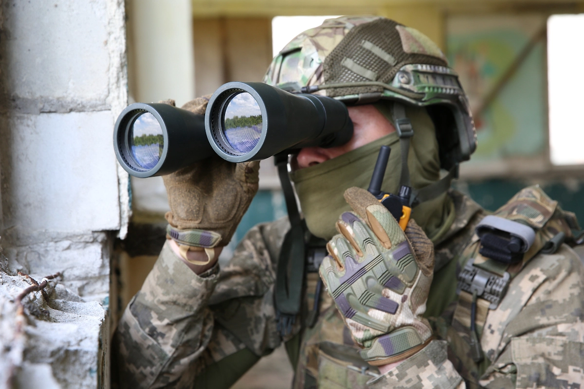 Обложка © Shutterstock / FOTODOM / New Afrika