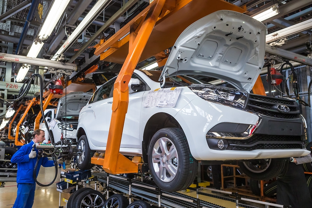 Обложка © Shutterstock / FOTODOM / Andrei Kholmov