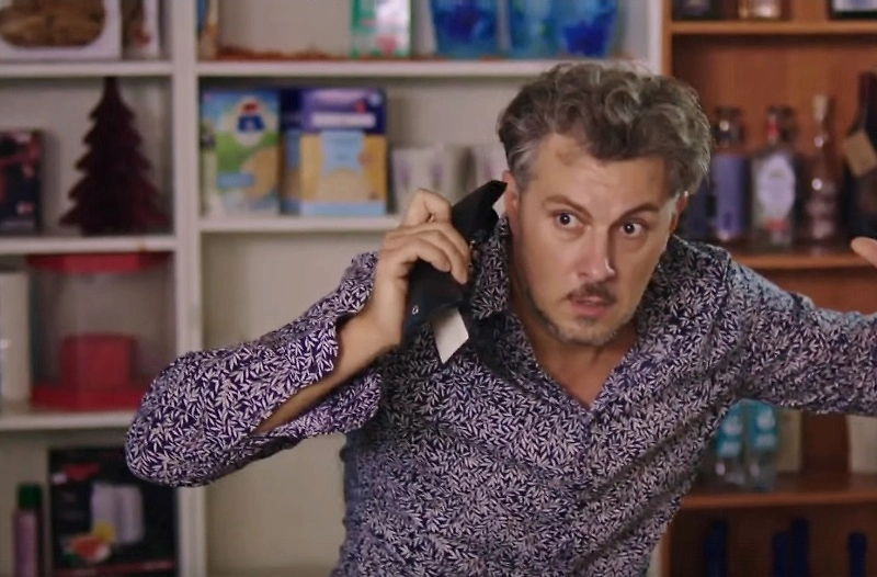 Алексей Секирин — «муж Лены» из «Счастливы вместе» — покинул Россию. Фото © Кадр из фильма «Соколова подозревает всех – 4», режиссёр Павел Иванов, сценаристы Валентина Шевяхова, Иван Филиппов / Kino-teatr