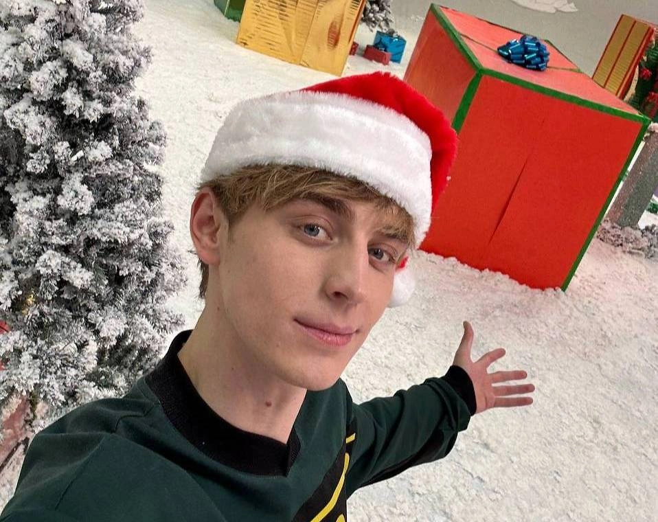 Обложка © Telegram / Влад Бумага А4