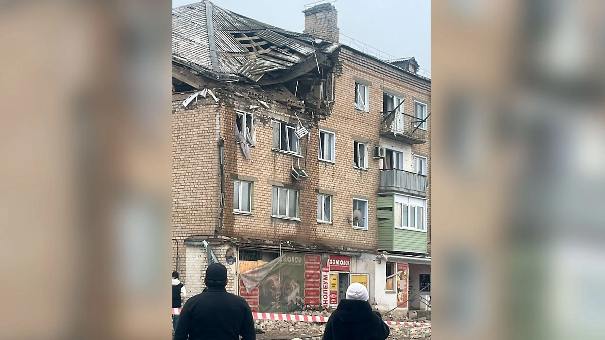 В Волгоградской области при взрыве газа в доме пострадали четыре человека. Обложка © Telegram / SHOT