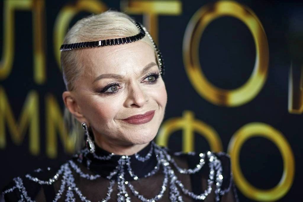 Лариса Долина. Обложка © ТАСС / Михаил Терещенко