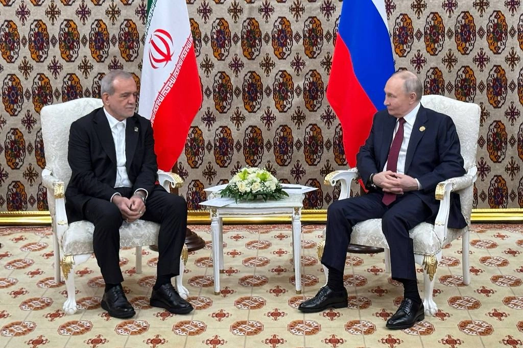 Масуд Пезешкиан и Владимир Путин. Обложка © Life.ru