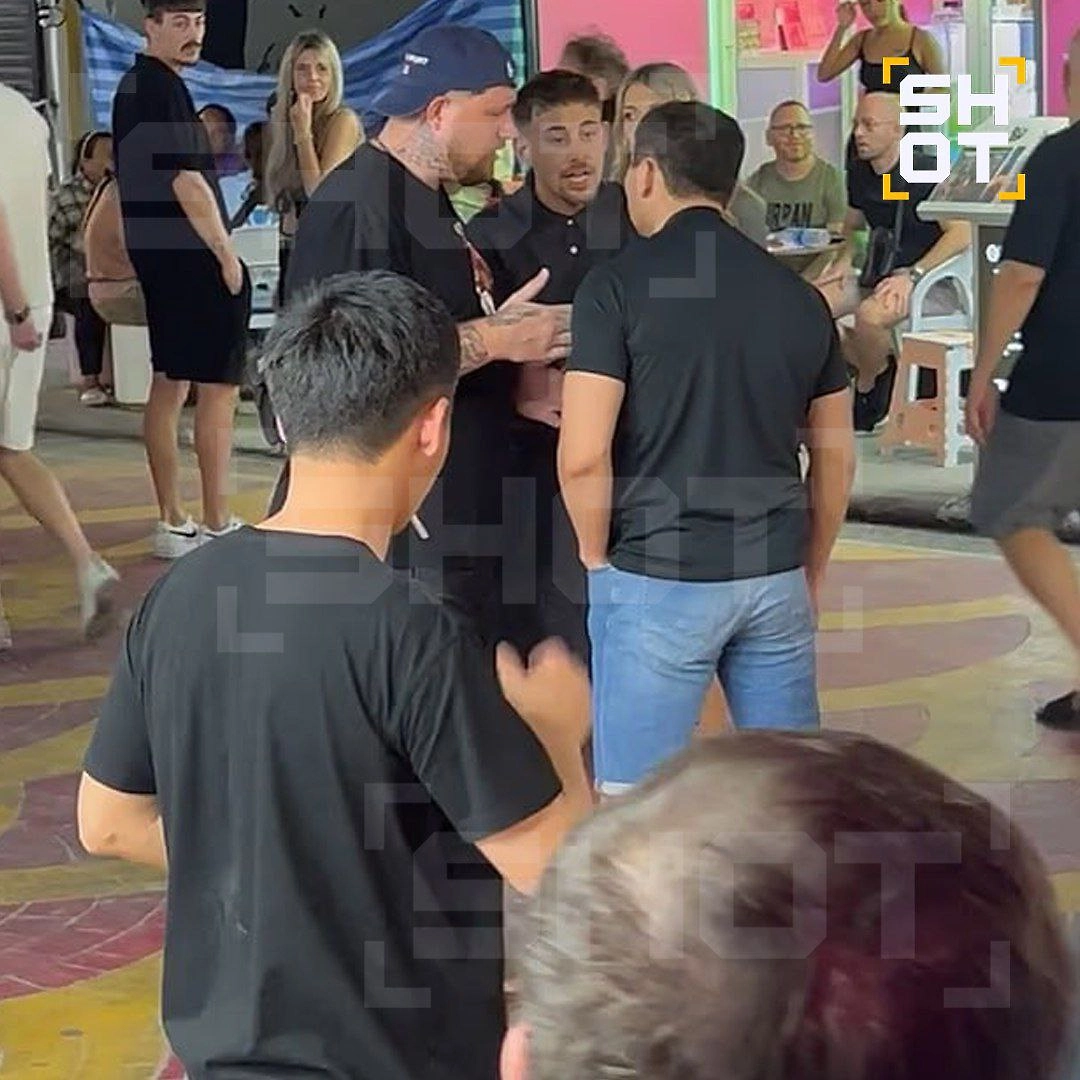 Британцы избивают российского туриста на Пхукете. Фото © Telegram / SHOT