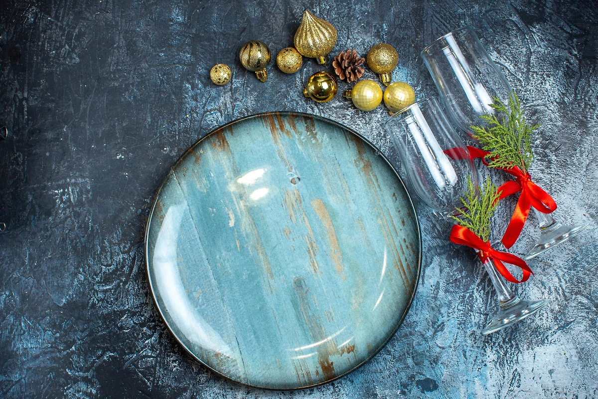 Секреты стройности во время новогодних застолий от специалистов по питанию. Фото © Freepik