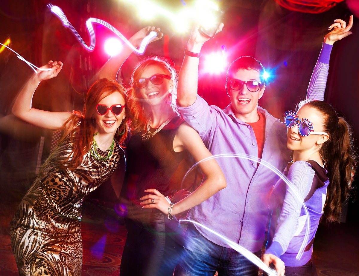 Диетологи рассказали, как пережить новогодние каникулы без лишних килограммов. Фото © Shutterstock / FOTODOM / YanLev Alexey Sizov