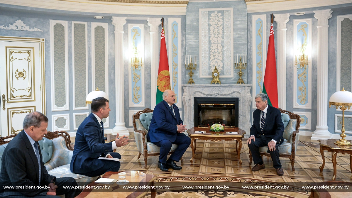 Обложка © Администрация президента Белоруссии