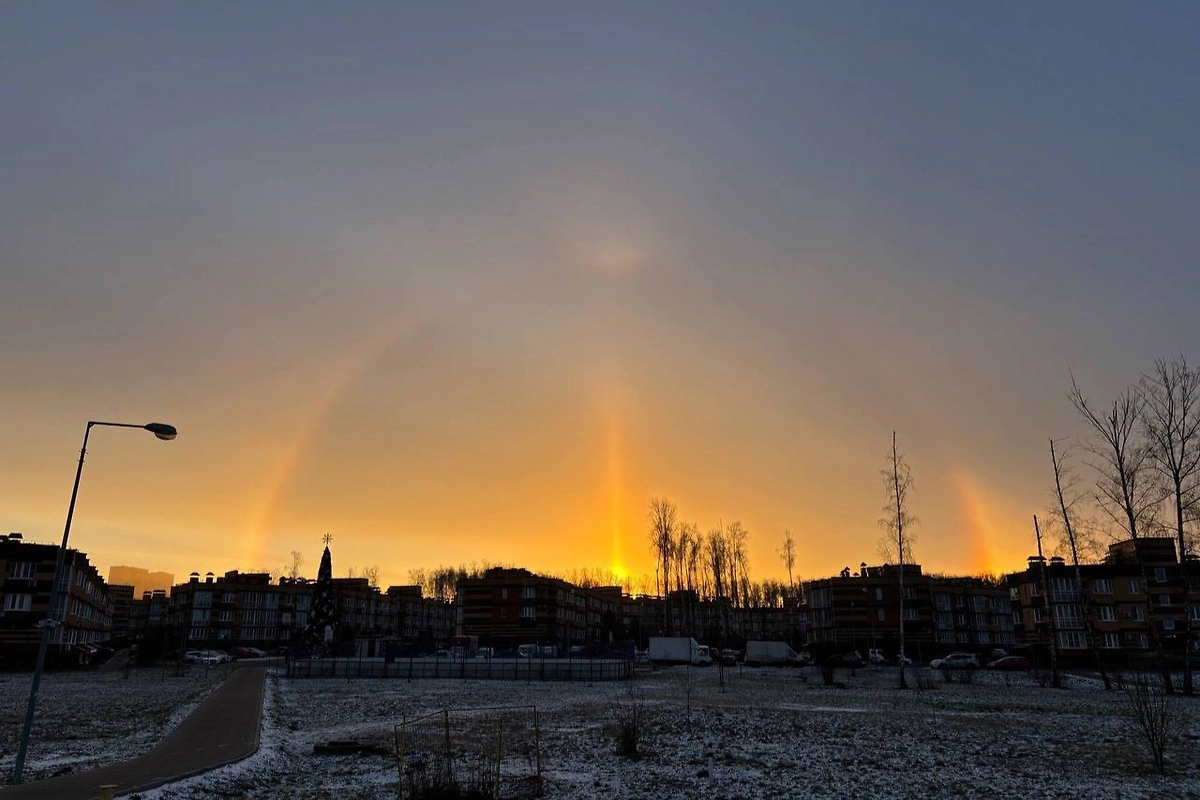 Солнечное гало в Москве. Обложка © Life.ru