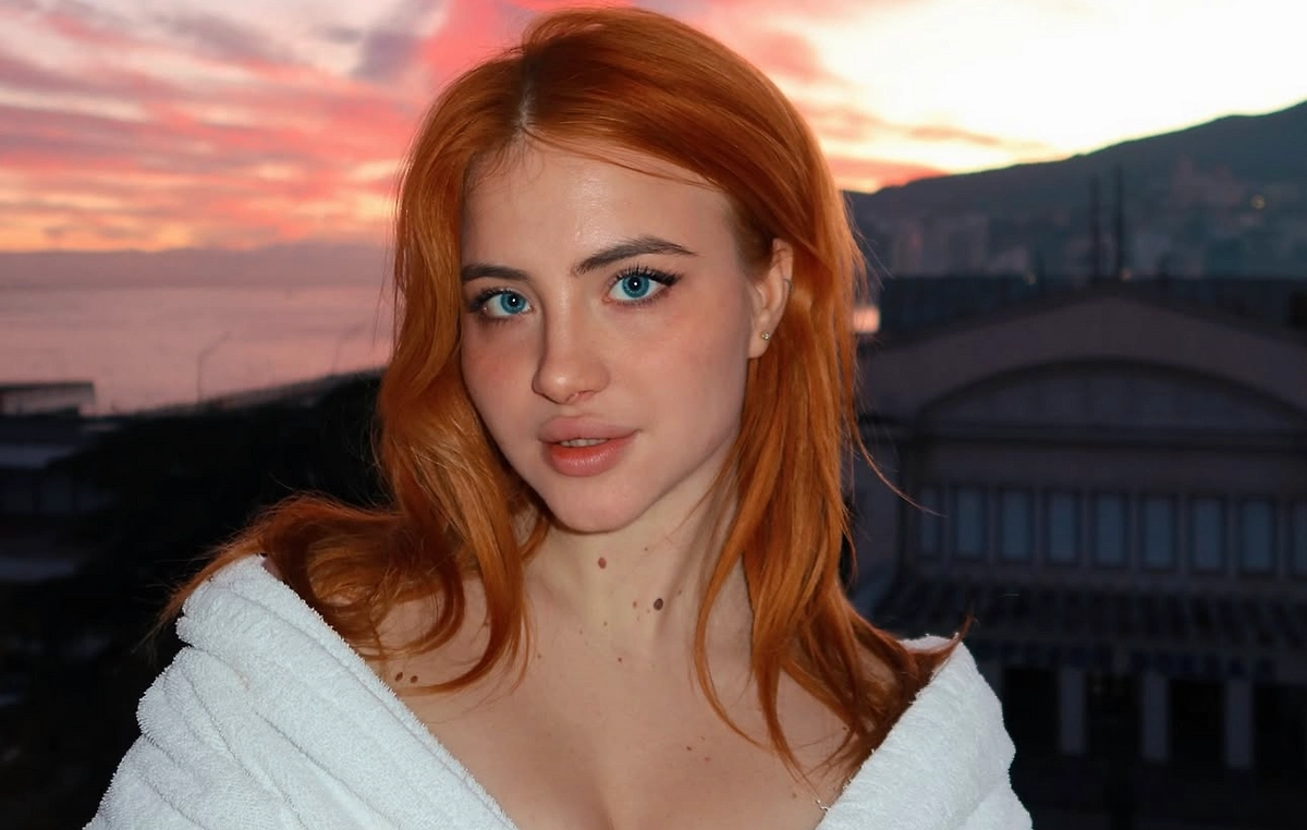 Ксения Карпова. Обложка © Instagram (признан экстремистской организацией и запрещён на территории Российской Федерации)/ ksun.tik