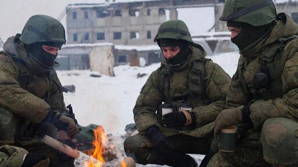 Обложка © Life.ru / GigaChat