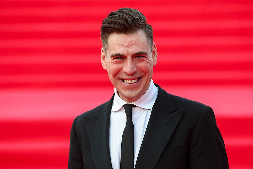 Актёр Дмитрий Дюжев родился в 1978 году. Космос из «Бригады» — тоже Земляная Лошадь по восточному гороскопу. Фото © ТАСС / Валерий Шарифулин