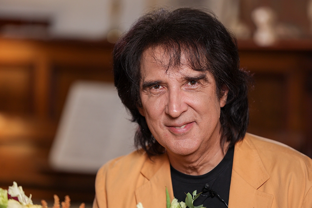 Кай Метов в 2025 году: биография, личная жизнь и концерты певца. Фото © ТАСС / Евгений Малютин / NEWS.ru