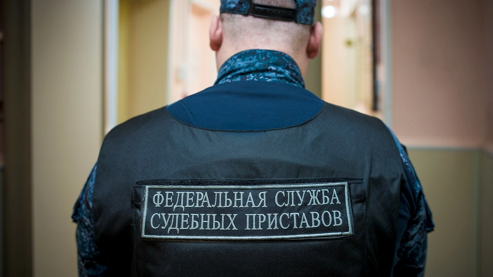 Когда приставы снимают запрет на выезд за границу. Фото © ТАСС / Олеся Чепурченко