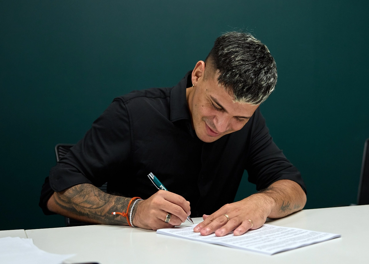 Лукас Вера. Фото © Telegram / ФК «Локомотив» Москва