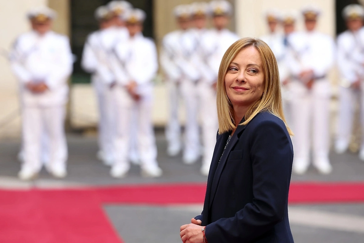 Джорджа Мелони. Обложка © Shutterstock / FOTODOM / Marco Iacobucci Epp