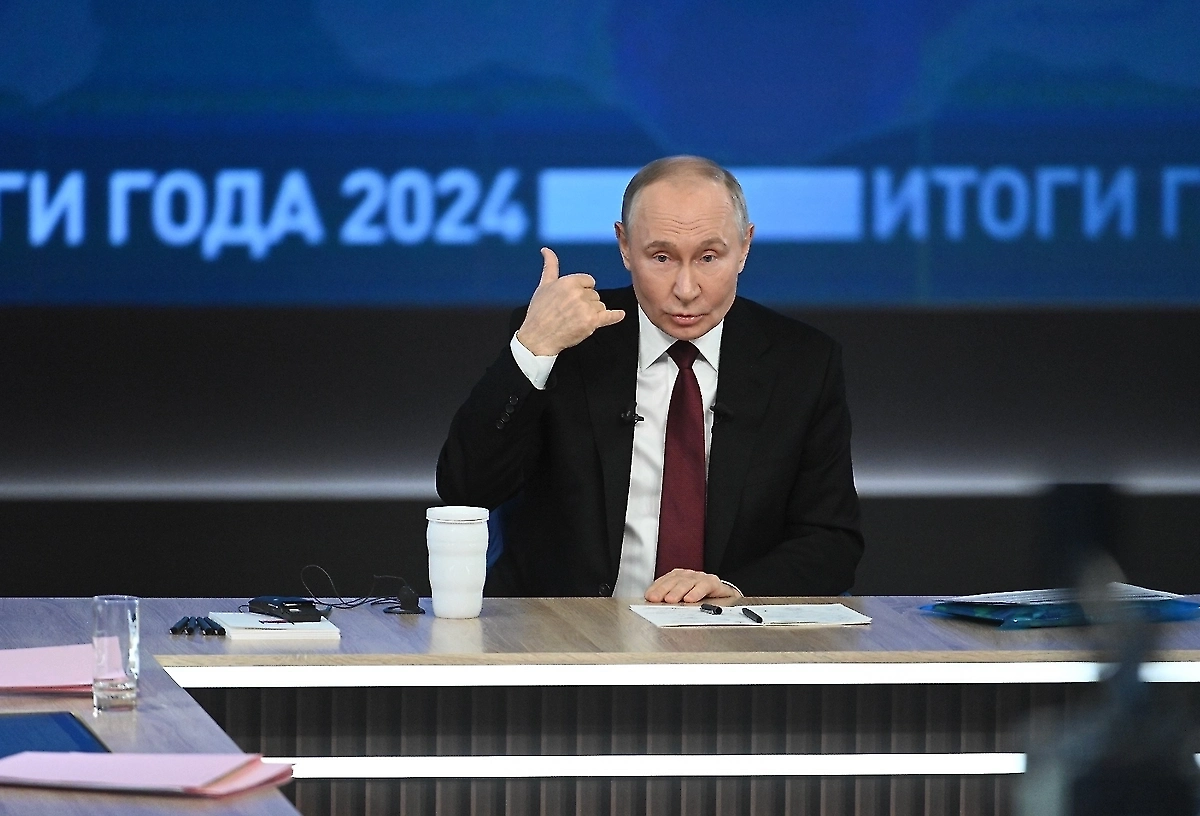 Песков назвал самую популярную тему обращений на прямую линию с Путиным Песков назвал самую популярную тему обращений на прямую линию с Путиным