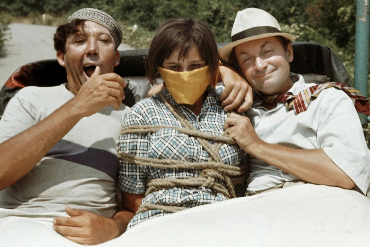 Артист Юрий Никулин в фильме «Кавказская пленница, или Новые приключения Шурика» (1966). Фото © Кадр из фильма «Кавказская пленница, или Новые приключения Шурика», режиссер Леонид Гайдай, сценаристы Леонид Гайдай, Яков Костюковский, Морис Слободской / Kinopoisk 