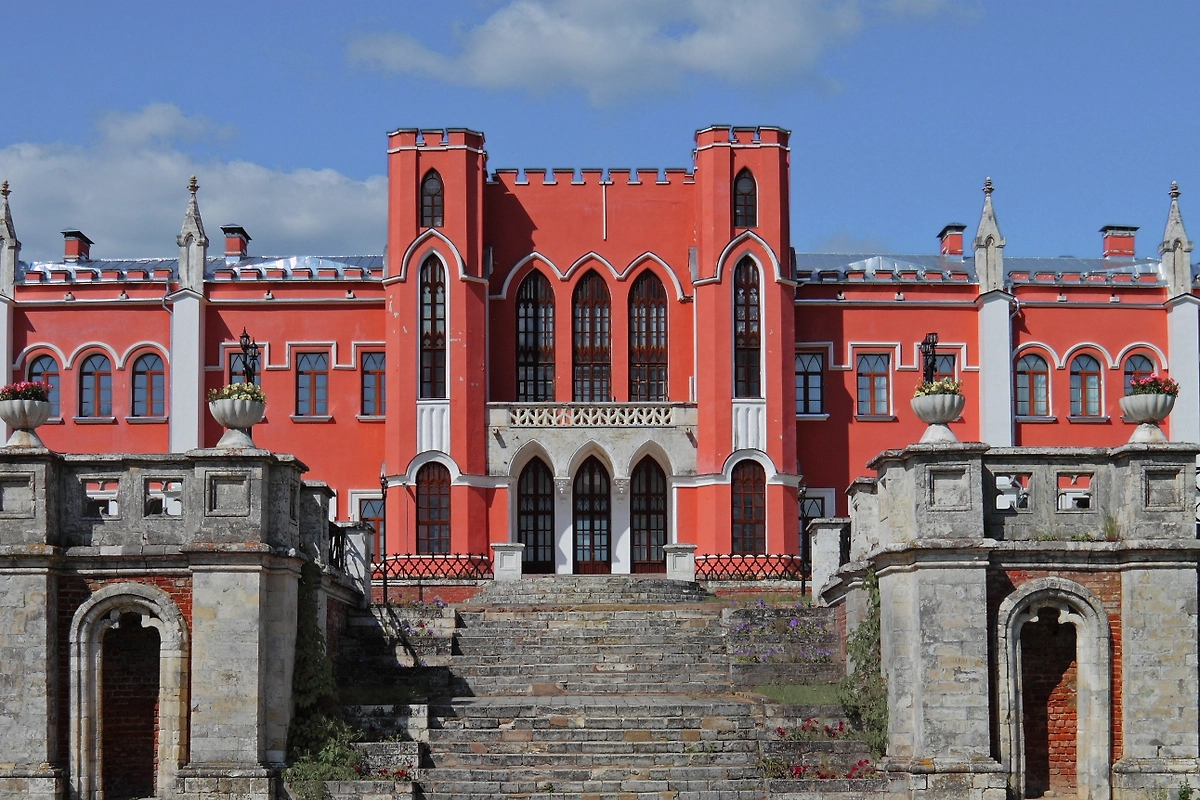 Усадьба Марфино — жемчужина Подмосковья. Такая готическая архитектура сделает новогодние каникулы незабываемыми. Фото © Wikipedia / A.Savin.