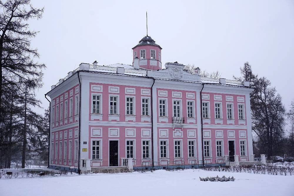 Усадьба Захарово — Большие Вязёмы входит в Музей-заповедник Александра Сергеевича Пушкина. Отличный вариант для путешествия в новогодние каникулы. Фото © ТАСС / Александр Артёменков