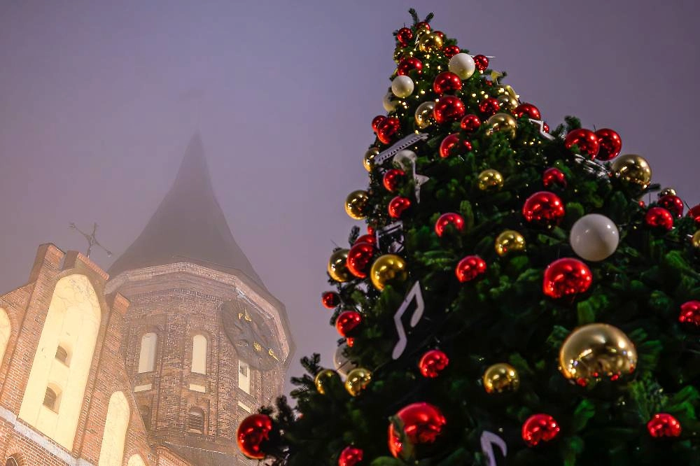 Погода на Новый 2026 год: какую погоду обещают в Москве, Санкт-Петербурге, других городах России